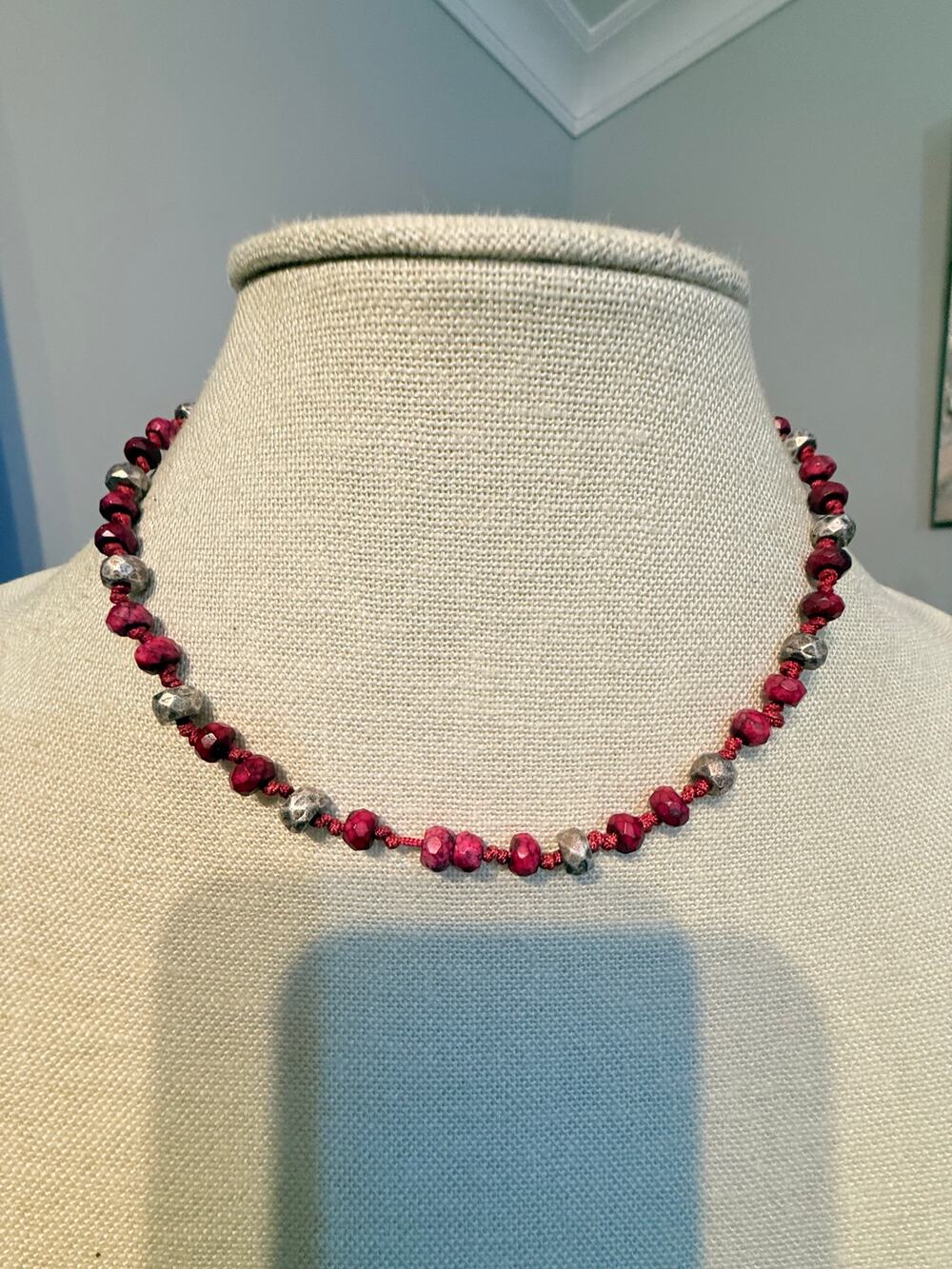 Vintage Red Beaded Choker Necklace 14” +3”